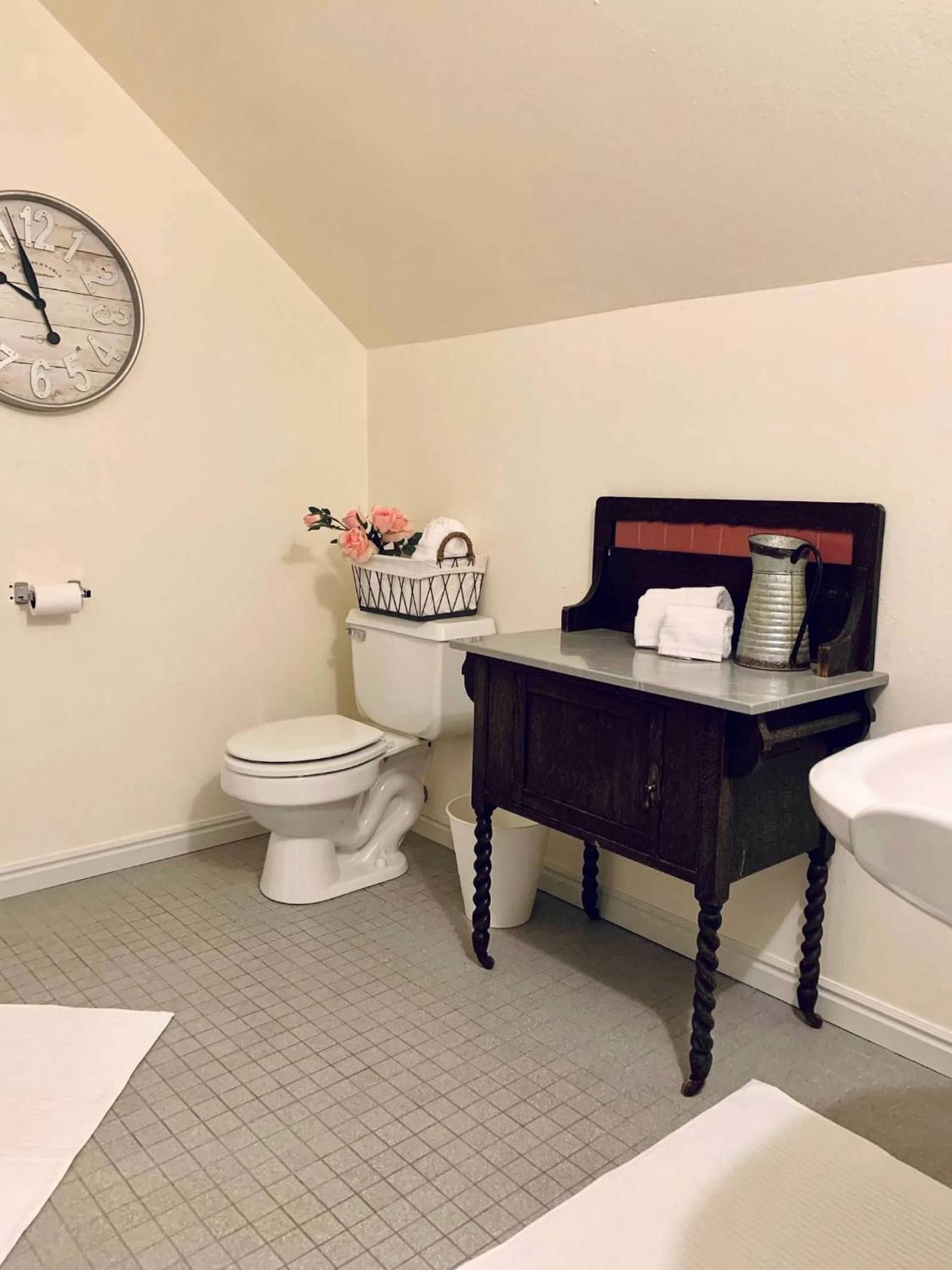 The Founders Suite At The Historic Kanab Inn Exterior photo